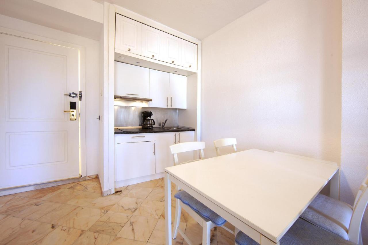 Romana Playa Elviria Apartamento *